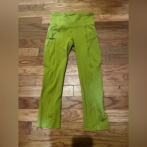 Lululemon Invigorate Cropped‎ Leggings Sz 2 Luxtreme Reflective Charged Lemon